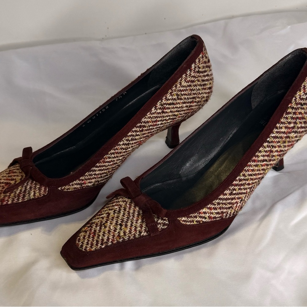 Stuart Weitzman Burgundy Tweed & Suede Kitten Heel Pumps